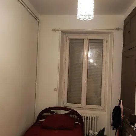 Chambre Calme Proche Gare Valence Homestay